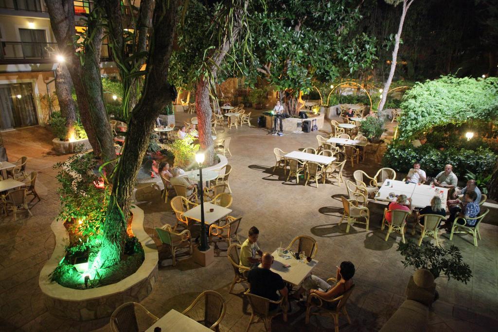 Hotel Baviera Cala Ratjada  Dış mekan fotoğraf