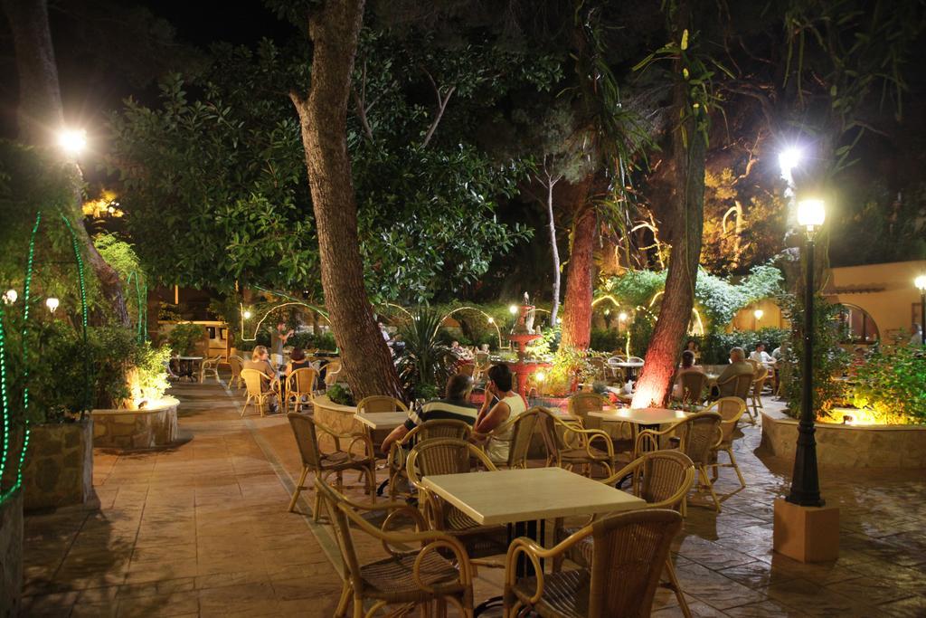 Hotel Baviera Cala Ratjada  Dış mekan fotoğraf