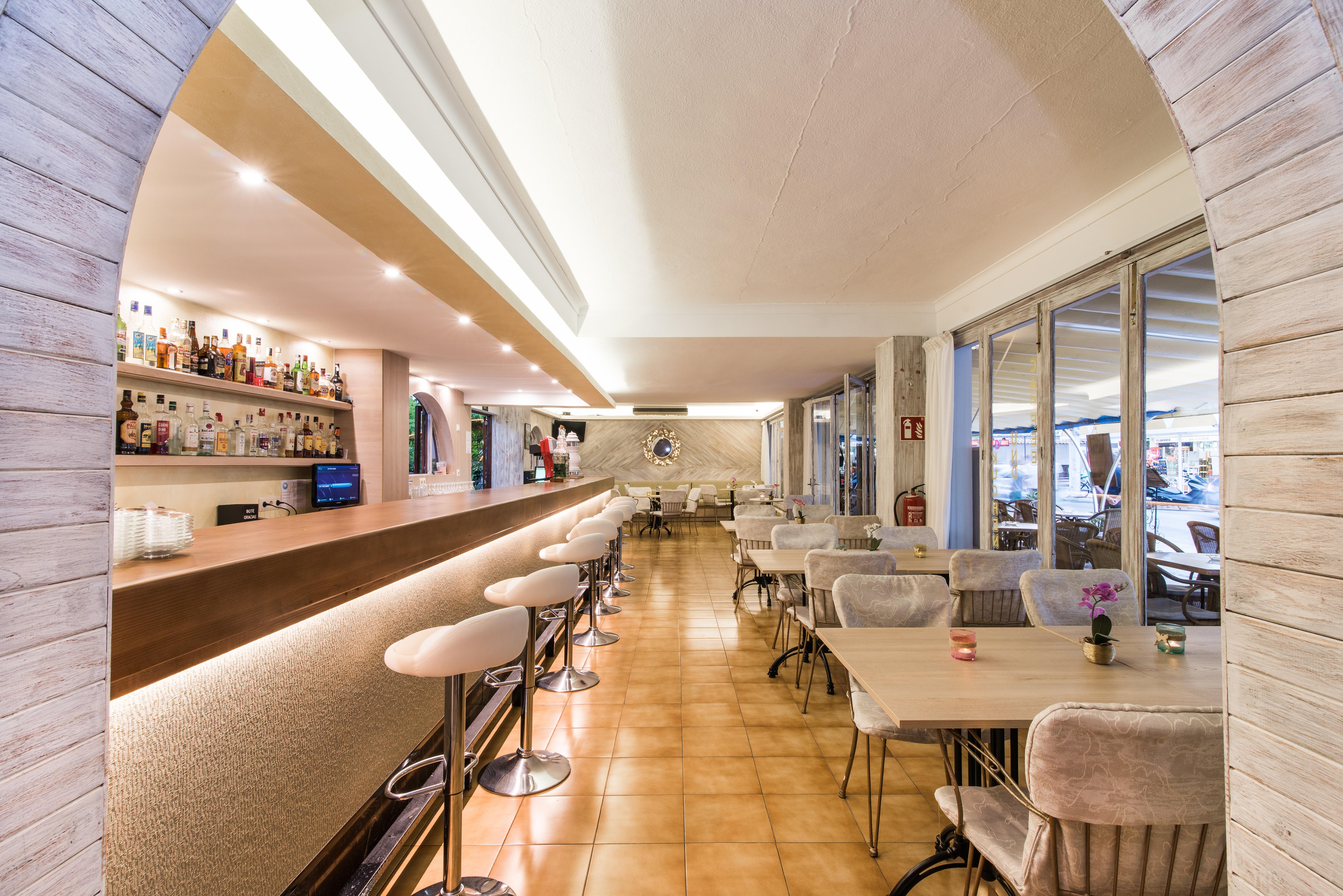Hotel Baviera Cala Ratjada  Dış mekan fotoğraf