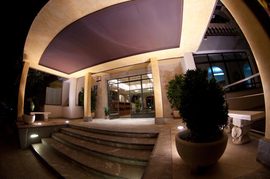 Hotel Baviera Cala Ratjada  Dış mekan fotoğraf