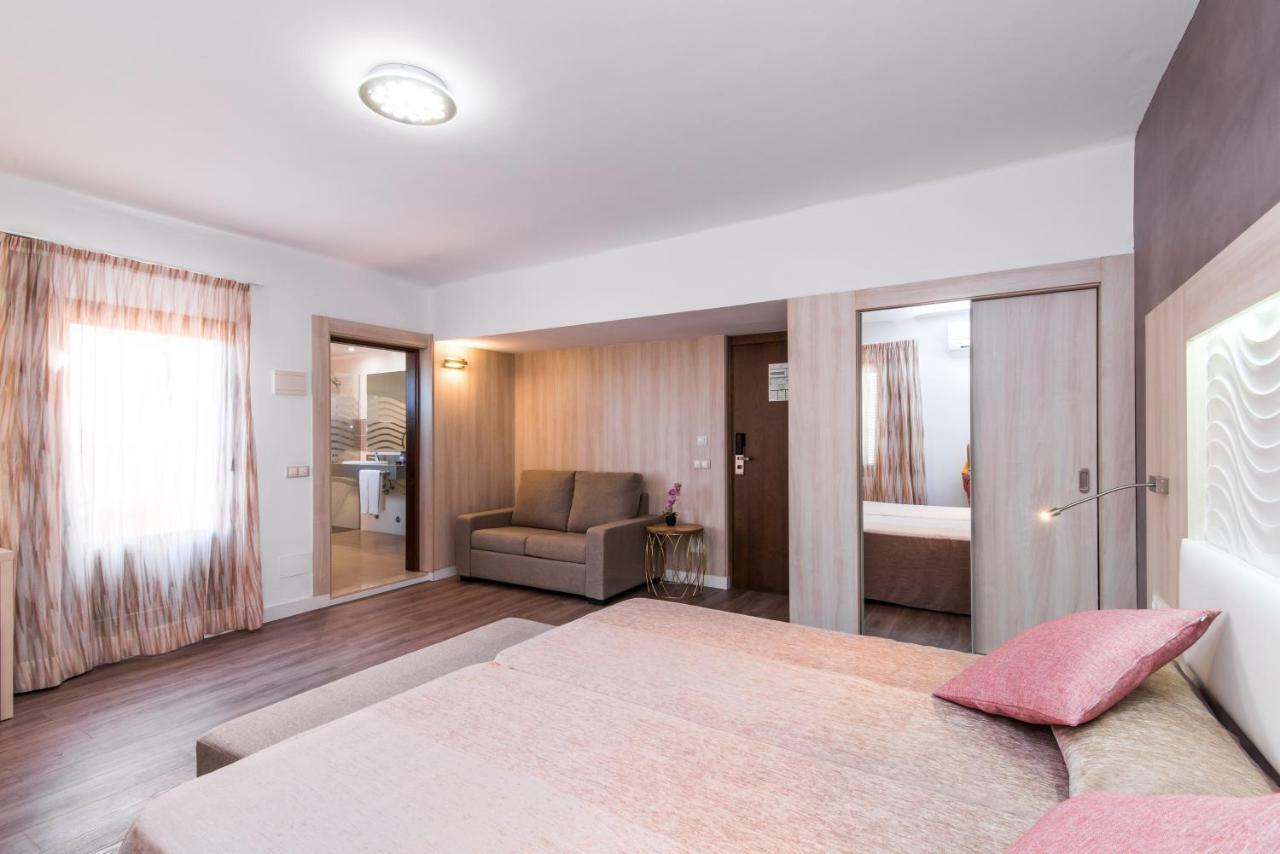 Hotel Baviera Cala Ratjada  Dış mekan fotoğraf